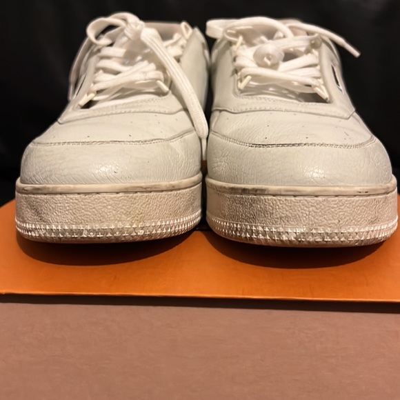 Authentic RARE Limited Edition LV TRAINER NUAGE WHITE - Picture 3 of 9